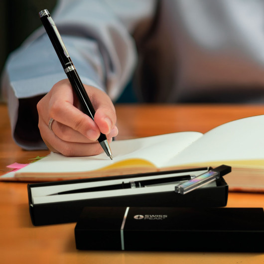 Swiss Peak Luzern Pen and Pencil Sets Feature